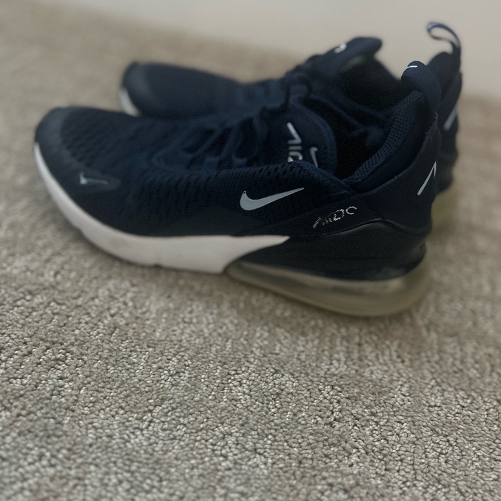 Youth 4.5 Nike Air Max 270 Navy Black and White Running Shoes